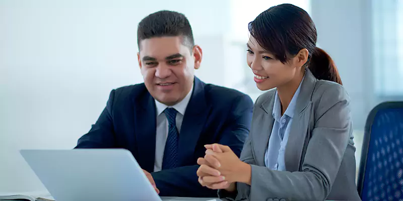 Why Partner with the Best TN Visa Consultants for Canadian Applicants for Japan?